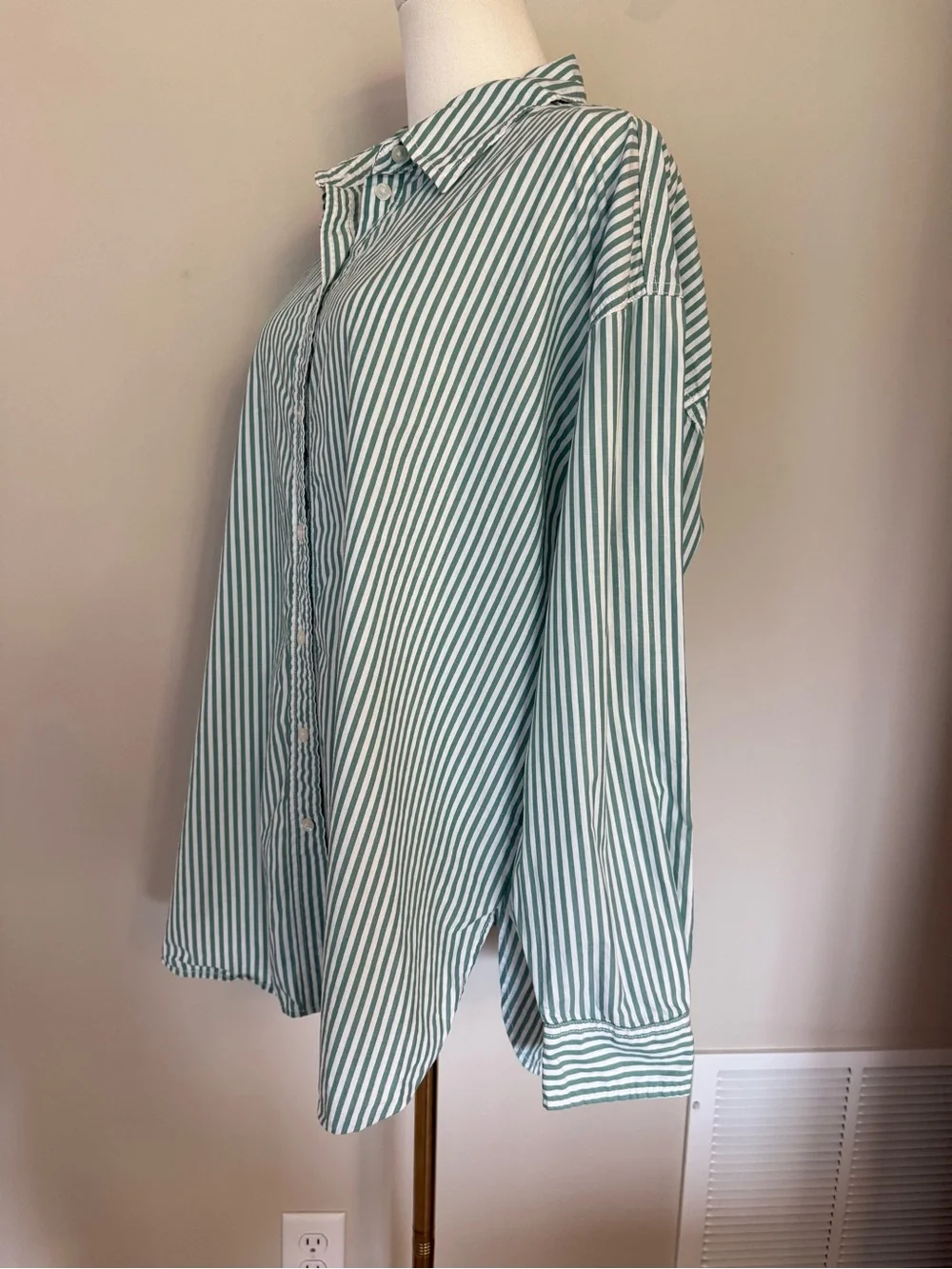 Universal Thread Green White Striped Oversized Cotton Button Down Boy Shirt L - Picture 6 of 10